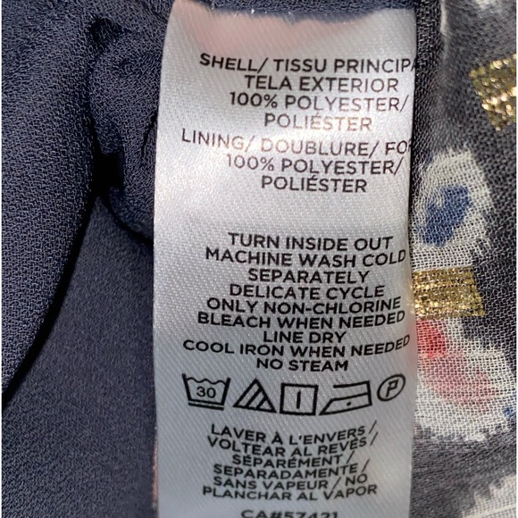 NWT LOFT Floral Smocked Ruffle Trim Top Size XS - Picture 13 of 13